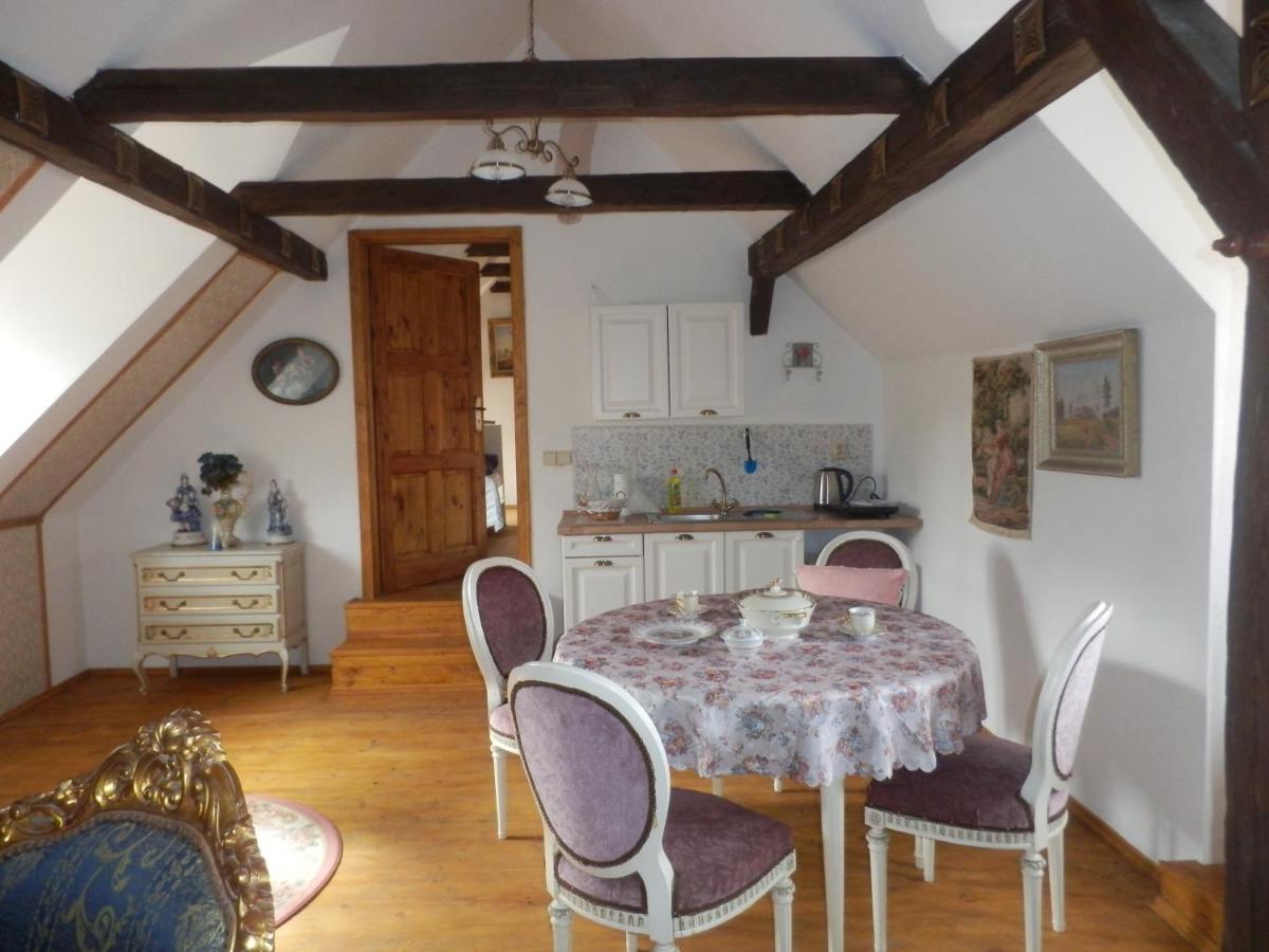 Zamecek Zdiky - Zamecky Apartman Bujanov Extérieur photo