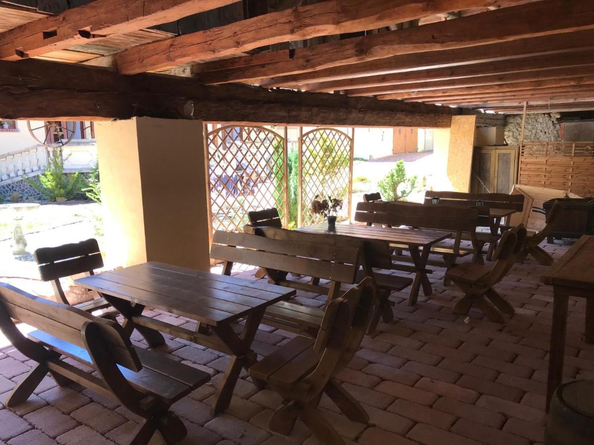 Zamecek Zdiky - Zamecky Apartman Bujanov Extérieur photo